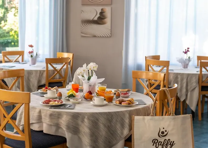 Hotel Raffy Family & Bike Diano Marina