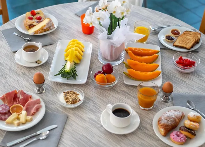 Raffy Family & Bike Hotel Diano Marina